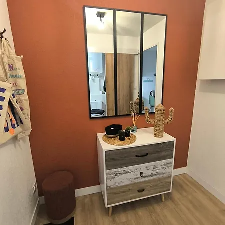 Mimosa Rez-de-chaussée à 800m De La Et Des Commerces - Parking Privé Avec Possibilité De Louer Voiture Apartamento