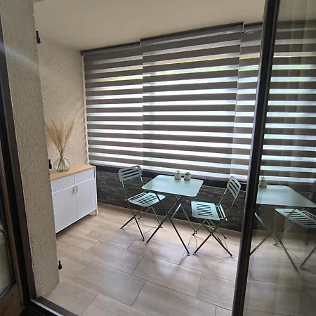 Apartamento Mimosa Rez-de-chaussée à 800m De La Et Des Commerces - Parking Privé Avec Possibilité De Louer Voiture *