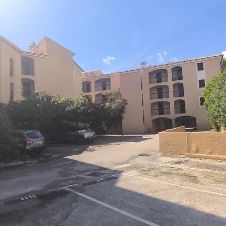 Mimosa Rez-de-chaussée à 800m De La Et Des Commerces - Parking Privé Avec Possibilité De Louer Voiture Apartamento Bormes-les-Mimosas