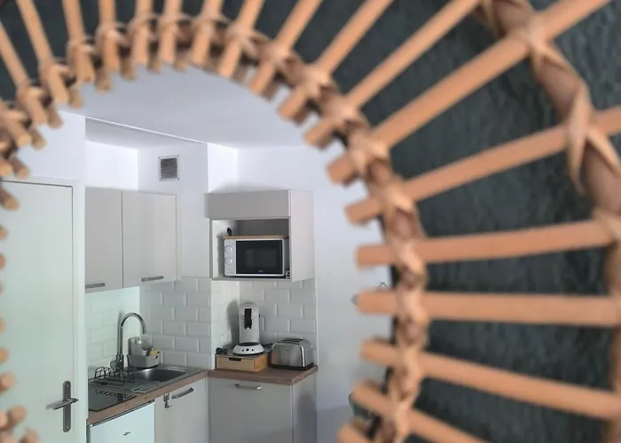 Mimosa Rez-de-chaussee A 800m De La Et Des Commerces - Parking Prive Avec Possibilite De Louer Voiture * Борм-ле-Мимоза